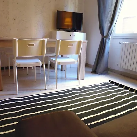 Incasadisara Apartamento *